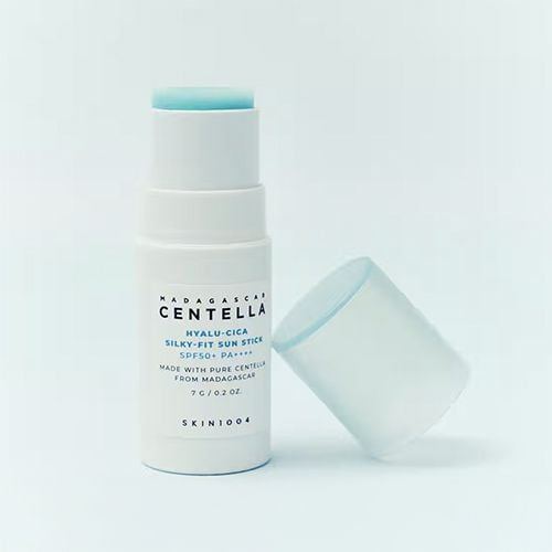 SKIN1004 Hyalu Cica Stick SPF50+ Protector Solar en Barra – Mini 7 GR